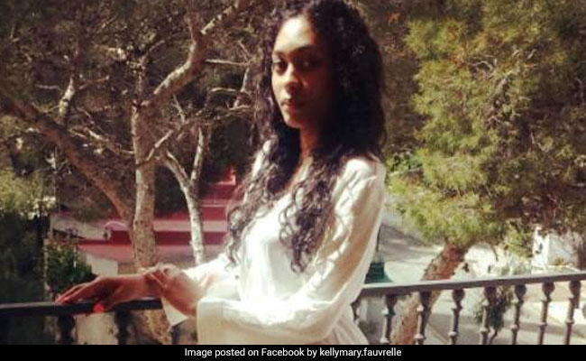 Pregnant Woman Stabbed To Death In London, Baby Delivered At The Scene