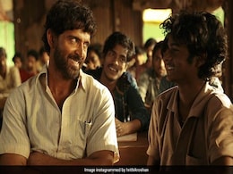 Super 30 Box Office Collection Day 15: ऋतिक रोशन की फिल्म 'सुपर 30' का दमदार प्रदर्शन जारी, अब तक कमाए इतने करोड़ Super 30 Box Office Collection Day 15: ऋतिक रोशन की फिल्म 'सुपर 30' का दमदार प्रदर्शन जारी, अब तक कमाए इतने करोड़
