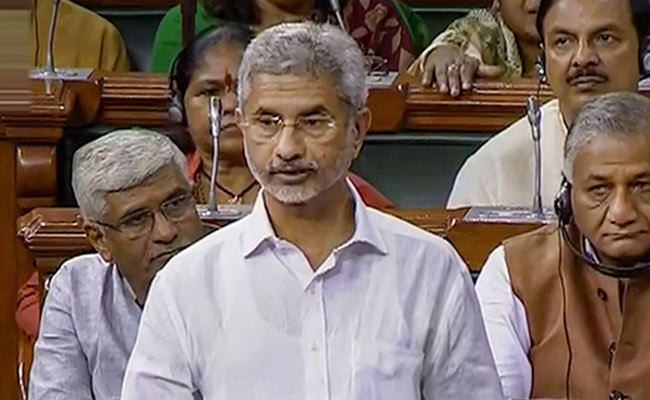 Centre Working On E-Passports With Aim To Issue 22 Million In First Phase