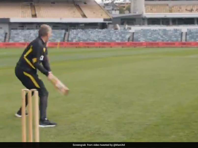 Watch: Manchester United Manager Ole Gunnar Solskjaer Plays Cricket At WACA