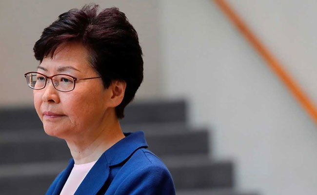 Hong Kong Leader Condemns Clashes, Calls Protesters "Rioters"