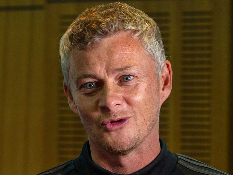 Ole Gunnar Solskjaer Dismisses Paul Pogba Speculation As "Agents Talking"