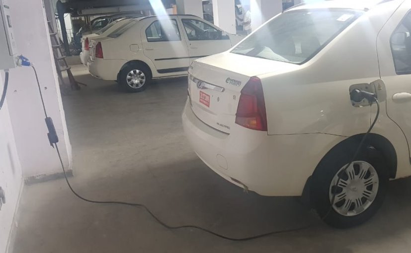 Environment Ministry Acquires Electric Cars For Official Use To Combat Air Pollution