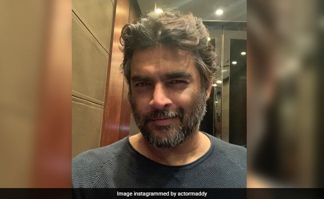 Another Madhavan Selfie Sends Internet Into A Spiral; Actor Responds To Fan Who Wants To Marry Him
