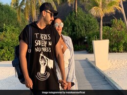 इस टीवी एक्टर ने मलाइका अरोड़ा से किया फ्लर्ट, तो अर्जुन कपूर को आया गुस्सा- देखें Video इस टीवी एक्टर ने मलाइका अरोड़ा से किया फ्लर्ट, तो अर्जुन कपूर को आया गुस्सा- देखें Video