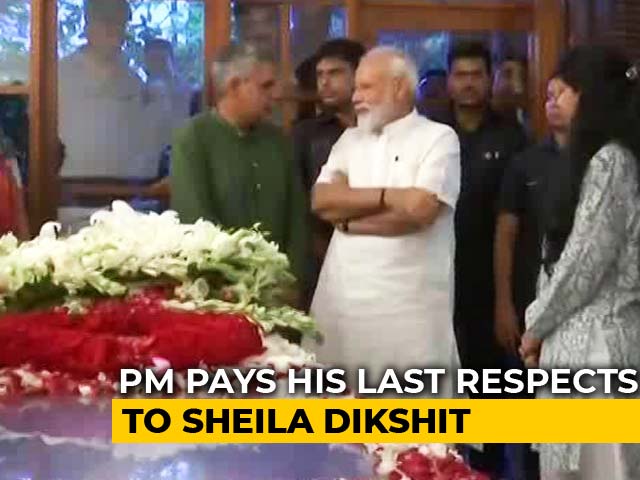 PM Modi Pays Tribute To Sheila Dikshit At Her Delhi Home