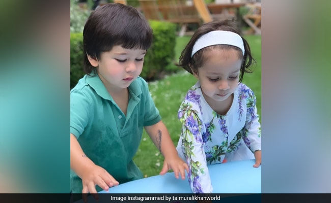 कायनात के साथ पानी के बुलबुले बनाते नजर आए तैमूर अली खान, वायरल हुआ Cute Video