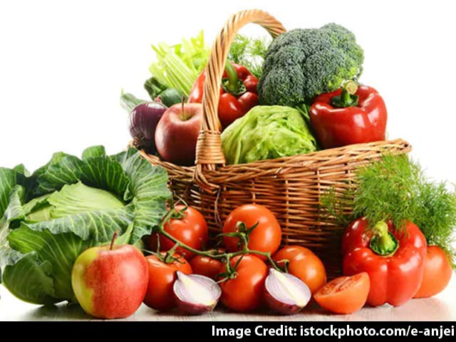 Dr Agarwal recommends, "incorporating a variety of these iron-rich options into your diet is key."