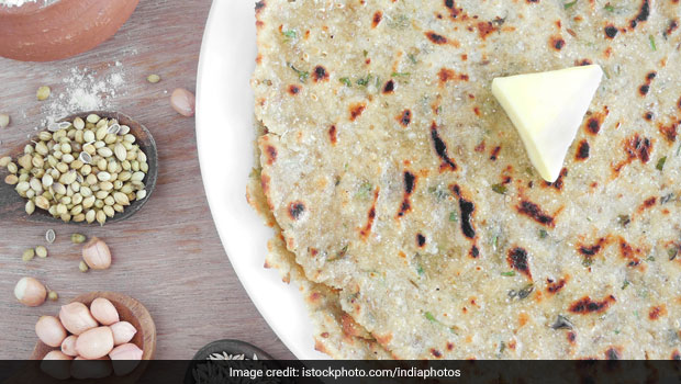 Dhapate: The High-Protein High-Fibre Mixed Grain Maharashtrian Flatbread (Recipe Video Inside)
