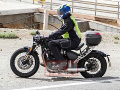 New Triumph Bonneville Bobber Spotted On Test