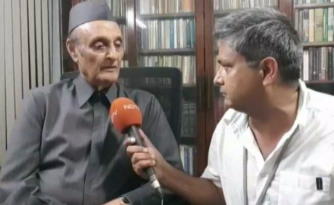 कांग्रेस अध्यक्ष पद को लेकर पार्टी के वरिष्ठ नेता कर्ण सिंह ने लिखी चिट्ठी, CWC को दिए ये सुझाव...