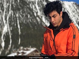 Shah Rukh Khan's Simba: Aryan Khan Sounds Just Like Dad In <I>The Lion King</i>; Deepika Padukone Is A Fan And Twitter Has 'Goosebumps' Shah Rukh Khan's Simba: Aryan Khan Sounds Just Like Dad In <I>The Lion King</i>; Deepika Padukone Is A Fan And Twitter Has 'Goosebumps'