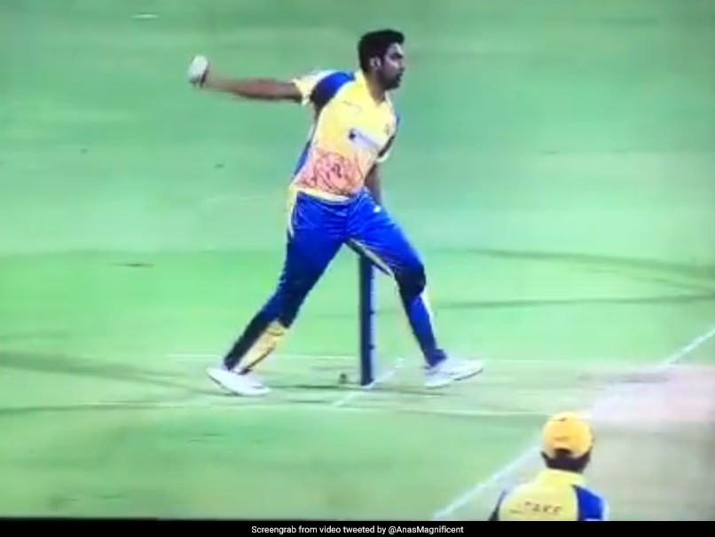 Ravichandran Ashwin's Bizarre Bowling Action Leaves Twitter In Splits