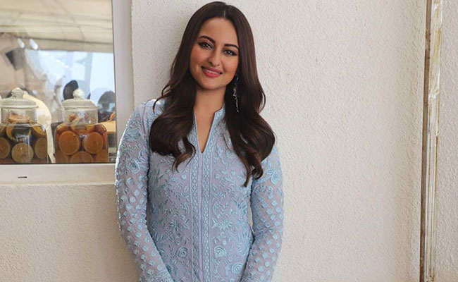 'Bizarre Claims,' Tweets Sonakshi Sinha After Police Visit In Cheating Case