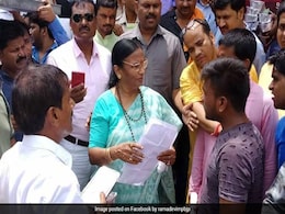 रमा देवी: यूपी के डॉन श्रीप्रकाश शुक्ला ने की थी पति की हत्या, पढ़ें आम महिला से सांसद बनने का पूरा सफर रमा देवी: यूपी के डॉन श्रीप्रकाश शुक्ला ने की थी पति की हत्या, पढ़ें आम महिला से सांसद बनने का पूरा सफर