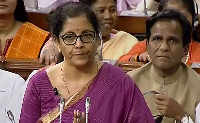 बजट 2019: बैंक, स्वास्थ्य, किसान, शिक्षा से जुड़े हुए बड़े ऐलान, पढ़ें वित्त मंत्री निर्मला सीतारमण के भाषण की 12 खास बातें