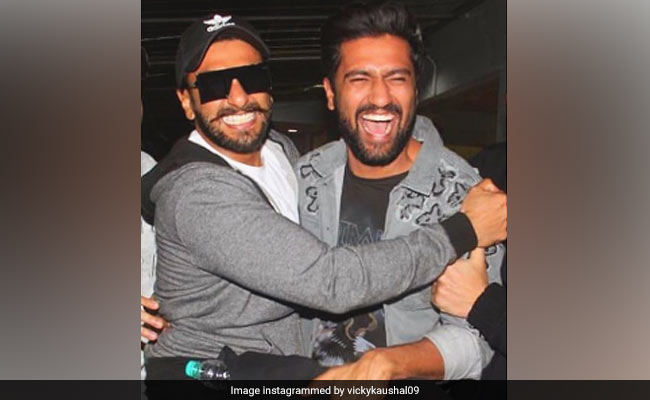 On Ranveer Singh's Birthday, Alia Bhatt, Vicky Kaushal And Other Bollywood Stars Wish The Actor