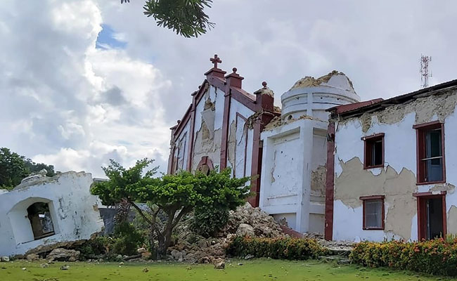 8 Killed, Dozens Injured As Twin Quakes Strike Islands In Philippines