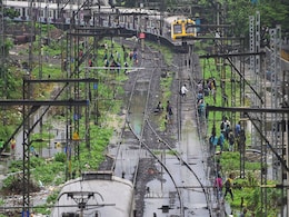 Live updates: Rainfall warning for Mumbai, situation grim in Assam, Bihar Live updates: Rainfall warning for Mumbai, situation grim in Assam, Bihar
