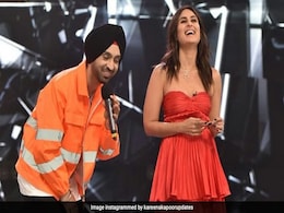 'डांस इंडिया डांस' के सेट पर करीना कपूर ने होस्ट का बनाया मजाक, बोलीं- तुम्हारी पैंट...देखें VIDEO 'डांस इंडिया डांस' के सेट पर करीना कपूर ने होस्ट का बनाया मजाक, बोलीं- तुम्हारी पैंट...देखें VIDEO
