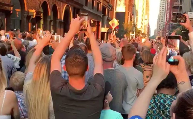 Choir, Broadway Casts Perform On New York Street During Blackout