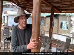 Watch: धर्मेंद्र ने कहा 'अपने खेत की मेथी का पराठा खाकर मजा आ गया', जानें घर में कैसे उगाएं मेथी Watch: धर्मेंद्र ने कहा 'अपने खेत की मेथी का पराठा खाकर मजा आ गया', जानें घर में कैसे उगाएं मेथी
