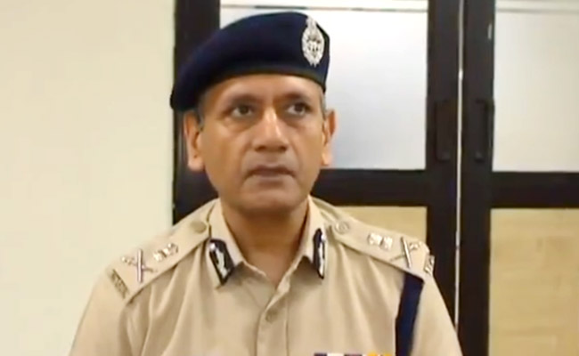 मध्य प्रदेश के DGP का अजीब बयान, कहा- किडनैपिंग की बढ़ती घटनाओं के पीछे लड़कियों की आजादी जिम्मेदार