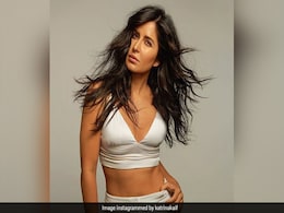 कैटरीना कैफ के बर्थडे पर वायरल हुई इस शख्स की फोटो, लोगों ने कहा- मूंछों में कैटरीना... कैटरीना कैफ के बर्थडे पर वायरल हुई इस शख्स की फोटो, लोगों ने कहा- मूंछों में कैटरीना...