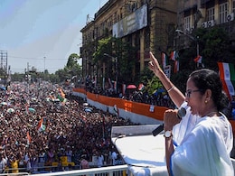 At Kolkata Rally, Mamata Banerjee Pits Black Money Against Cut Money At Kolkata Rally, Mamata Banerjee Pits Black Money Against Cut Money