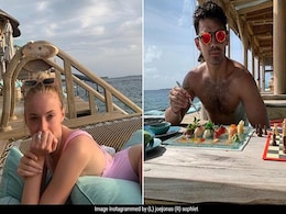 Sophie Turner, Joe Jonas Are Honeymooning In Maldives And The Pics Couldn't Be More Swoon-Worthy Sophie Turner, Joe Jonas Are Honeymooning In Maldives And The Pics Couldn't Be More Swoon-Worthy