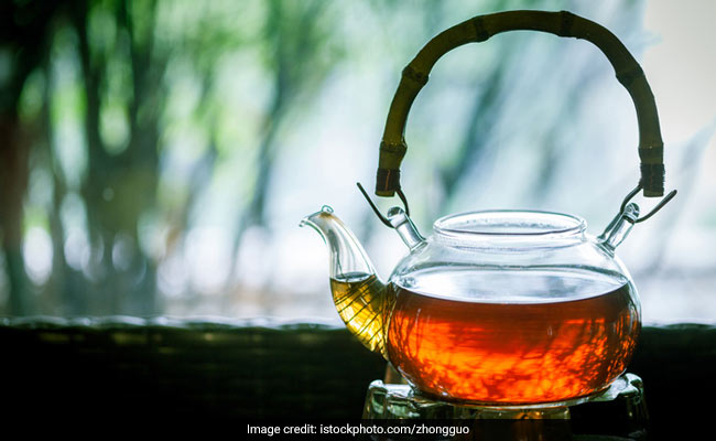 7 Kettles That Are Perfect For Tea Time On Rainy Days