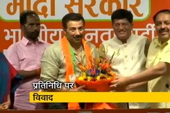 गुरुदासपुर में प्रतिनिधि की नियुक्ति करने पर विवाद में फंसे सांसद सनी देओल गुरुदासपुर में प्रतिनिधि की नियुक्ति करने पर विवाद में फंसे सांसद सनी देओल