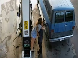 Tracker Dogs, Air Surveillance In Hunt For Canada Murder Suspects Tracker Dogs, Air Surveillance In Hunt For Canada Murder Suspects