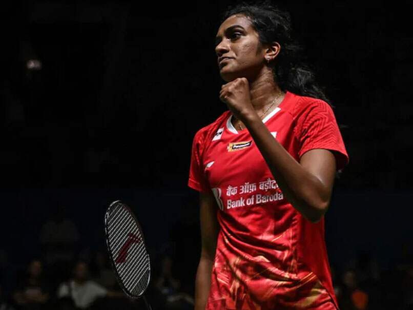 Badminton World Championships: PV Sindhu, Saina Nehwal To Face Hard Battles In Quarters Badminton World Championships: PV Sindhu, Saina Nehwal To Face Hard Battles In Quarters