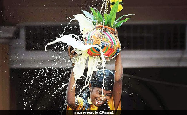 Janmashtami 2020: COVID-19 Casts Shadow On <i>Dahi Handi</i> Festivities