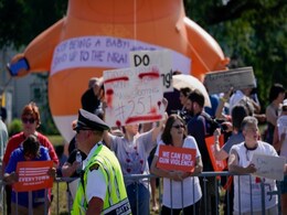Trump Visits Shooting Victims In Ohio As Protesters Shout, "Do Something" Trump Visits Shooting Victims In Ohio As Protesters Shout, "Do Something"