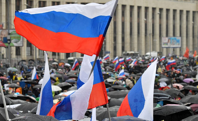 Nearly 40,000 People Join Moscow Opposition Rally After Crackdown