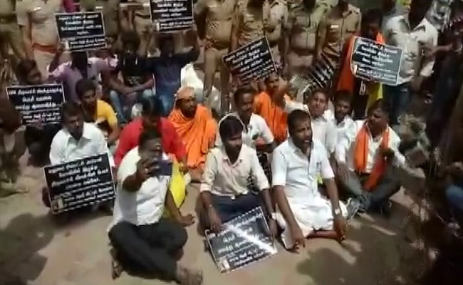 Protests At Meenakshi Amman Temple Over Missing Statue In Madurai