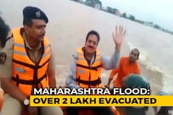 Maharashtra Minister Stops For Selfie During Tour Of Flood-Hit District Maharashtra Minister Stops For Selfie During Tour Of Flood-Hit District