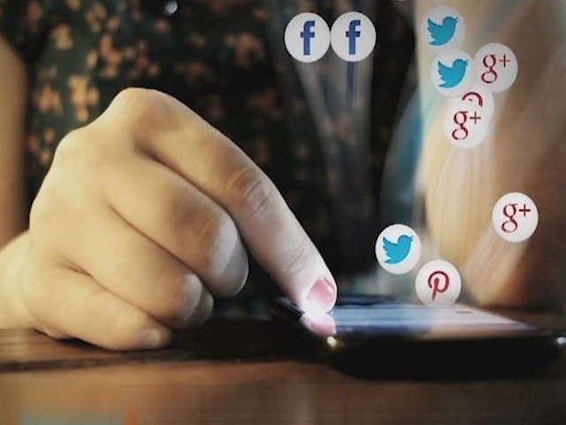 Are You Free From The Shackles Of Social Media?