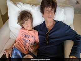 अबराम की फेवरिट है पापा शाहरुख खान की ये फिल्म, किंग खान ने Twitter पर खोला राज अबराम की फेवरिट है पापा शाहरुख खान की ये फिल्म, किंग खान ने Twitter पर खोला राज