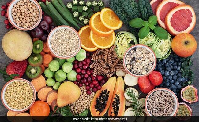 Low Carb Diet For Weight Loss: अपनी डाइट में कार्ब्स कम करने के ये हैं इजी स्टेप