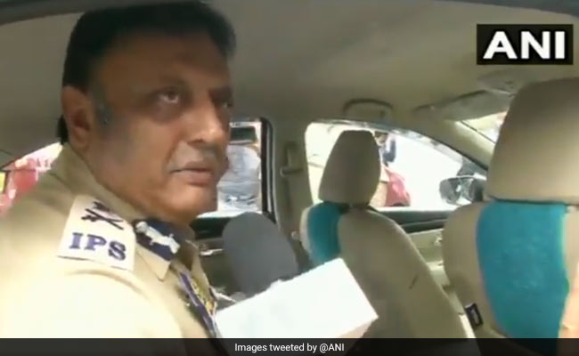 '15 अगस्त को मनाएं दबाके जश्न': जम्मू-कश्मीर के शीर्ष अधिकारी का कश्मीरवासियों को मैसेज