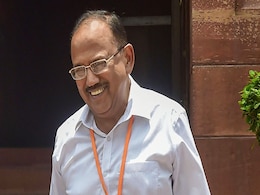 आतंकवाद से मुकाबले के लिए NSA अजीत डोभाल ने सुरक्षा एजेंसियों से कहा, मीडिया पॉलिसी बनाएं आतंकवाद से मुकाबले के लिए NSA अजीत डोभाल ने सुरक्षा एजेंसियों से कहा, मीडिया पॉलिसी बनाएं