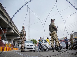 ओडिशा के कालाहांडी जिले में CRPF ने बरामद किए भारी संख्या में हथियार ओर विस्फोटक ओडिशा के कालाहांडी जिले में CRPF ने बरामद किए भारी संख्या में हथियार ओर विस्फोटक