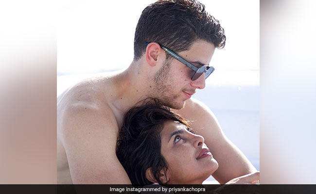 Priyanka Chopra Says Nick Jonas Loves To Stare At Her Face Every Morning: 'It's Amazing'