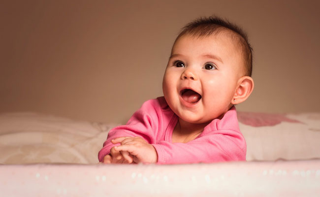 7 Baby Powders To Use On Your Little One's Delicate Skin