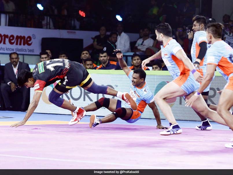 PKL 7: Jaipur Pink Panthers Notch Up 34-21 Over Patna Pirates