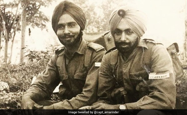On Friendship Day, Amarinder Singh Tweets Throwback From Army Days