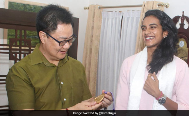 Kiren Rijiju Meets World Champion PV Sindhu, Tweets Happy Pics